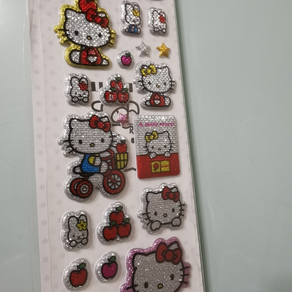 NWT! Hello Kitty Keychain Wallet Purse - Picture 13 of 15